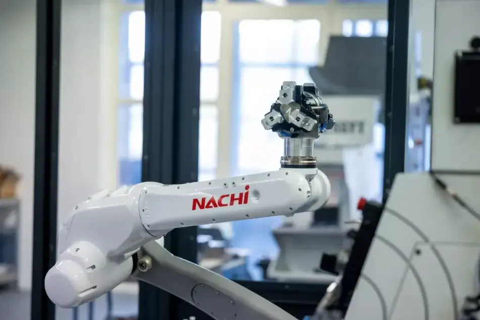 Nachi Roboter