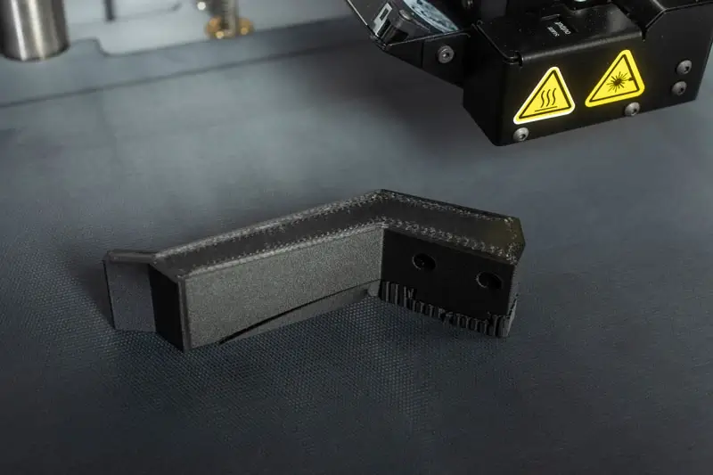 3D-Druck Element - Greiferbacke - Onyx mit einer Verstärkung aus Kohlefaser
