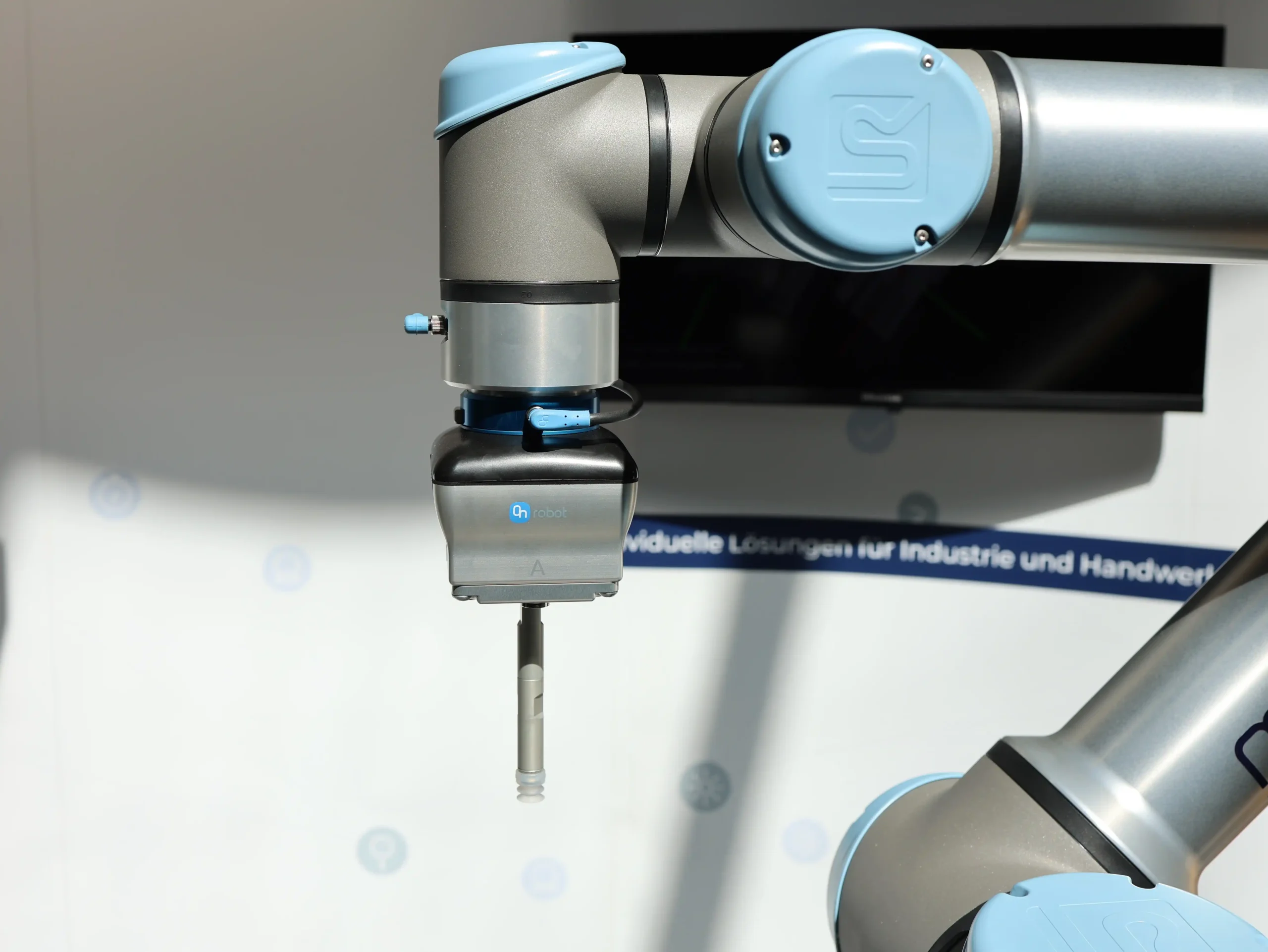 ur-cobot-onrobot-grip-anwendung ur cobot onrobot grip anwendung scaled